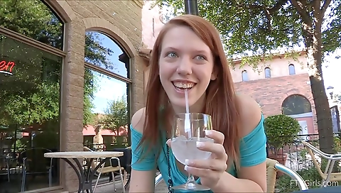 Sexy young antoniaim arsch with a dildo