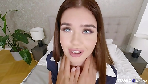 Hawt chick fucks like a slut