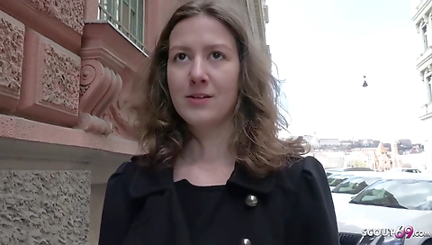 Hot wife's first time in a lit mona