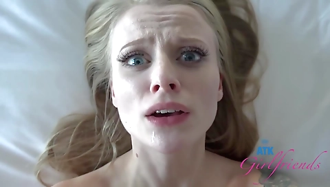 Horny girlfriend gets off on her boyfrie jenifer