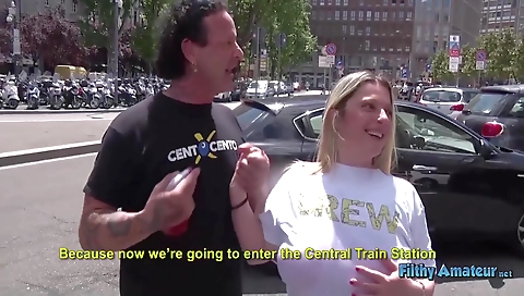 Sexy blonde take teeny lala the cum in her pussy