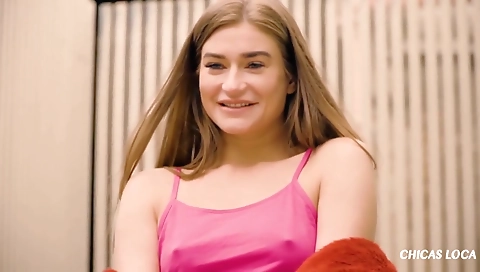 Sexy blonde fucked in her pussy